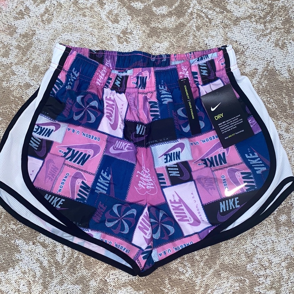 COPY - Nike Tempo Shorts